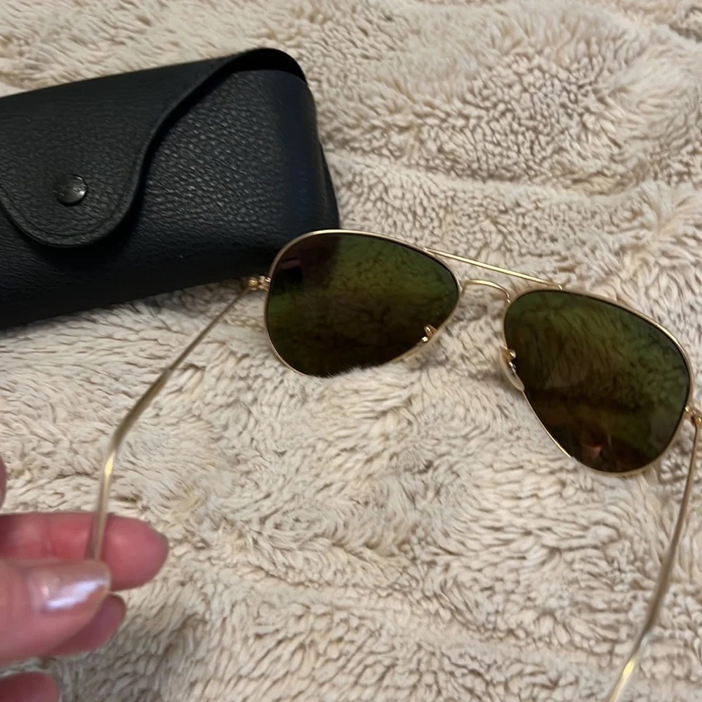 Authentic Ray•Ban aviators - Picture 3 of 8